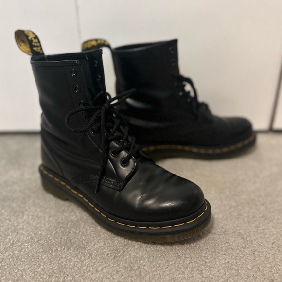 Dr Martens 1460 Smooth Leather Boots - Picture 3 of 7